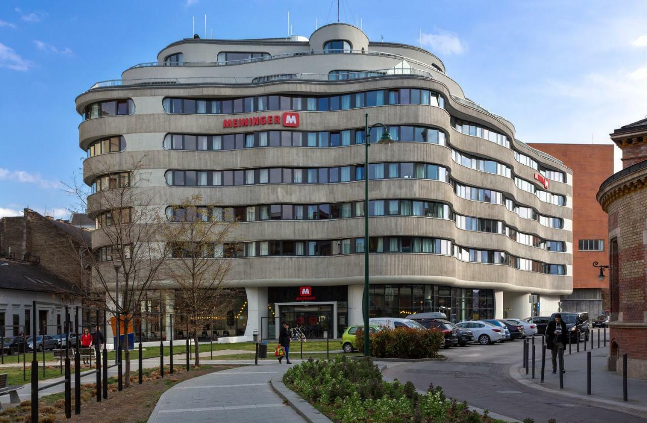Meininger Great Market Hall Hotel