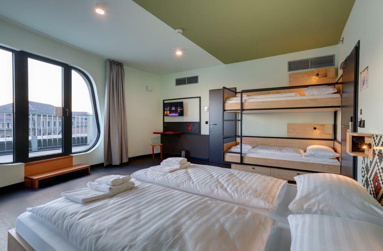 Meininger Great Market Hall Hotel 3*
