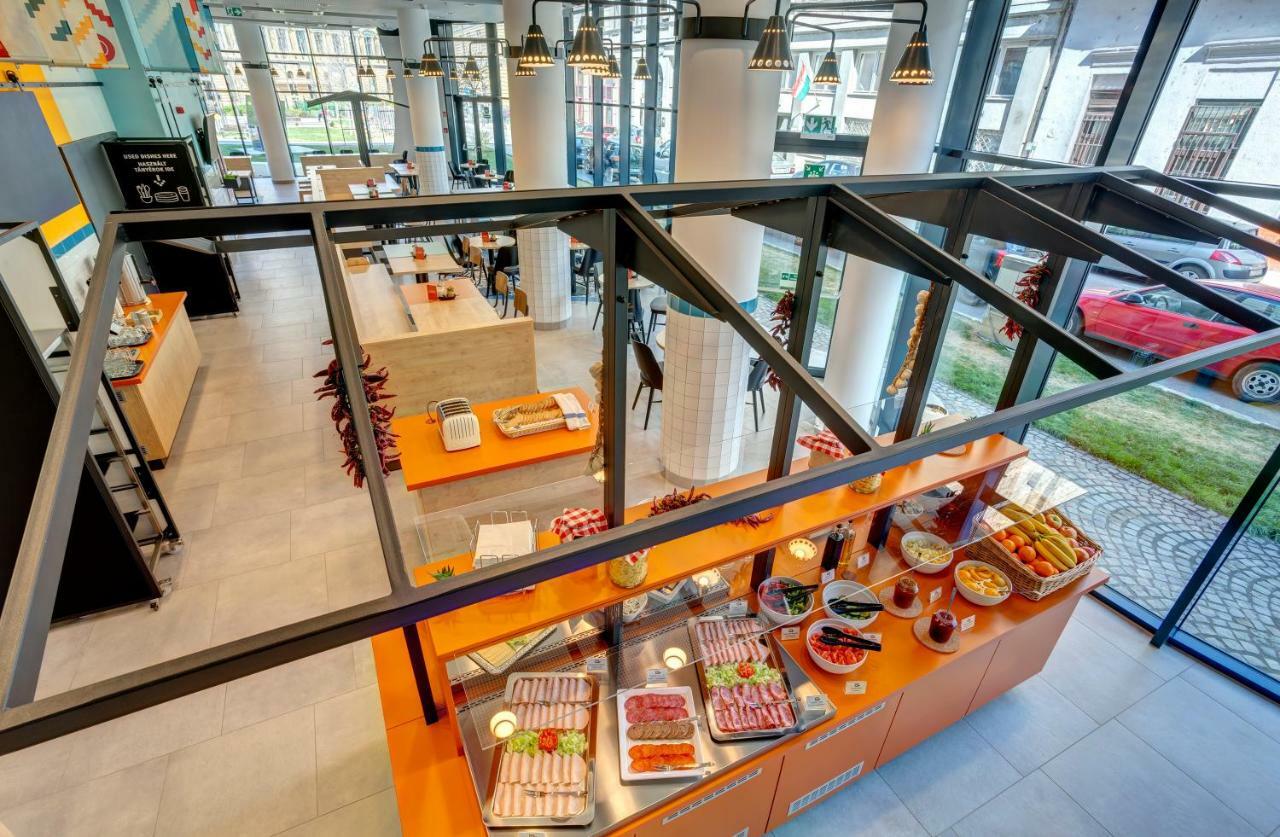 Meininger Great Market Hall Hotel Budapest